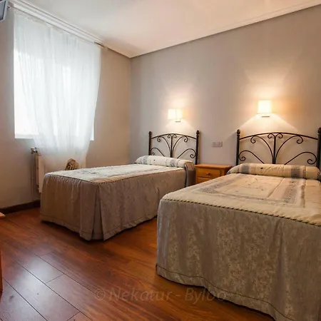 Lagun Etxea Country house *