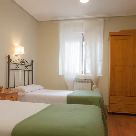 Landhuis Lagun Etxea Pobes
