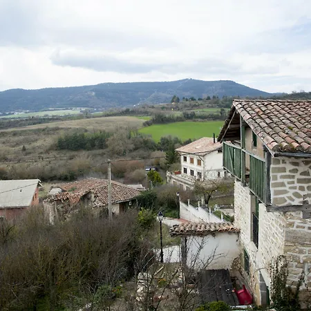 Lagun Etxea Pobes